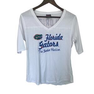 KA for Her Knights Apparel University of Florida Gators V-Neck T-Shirt - XL